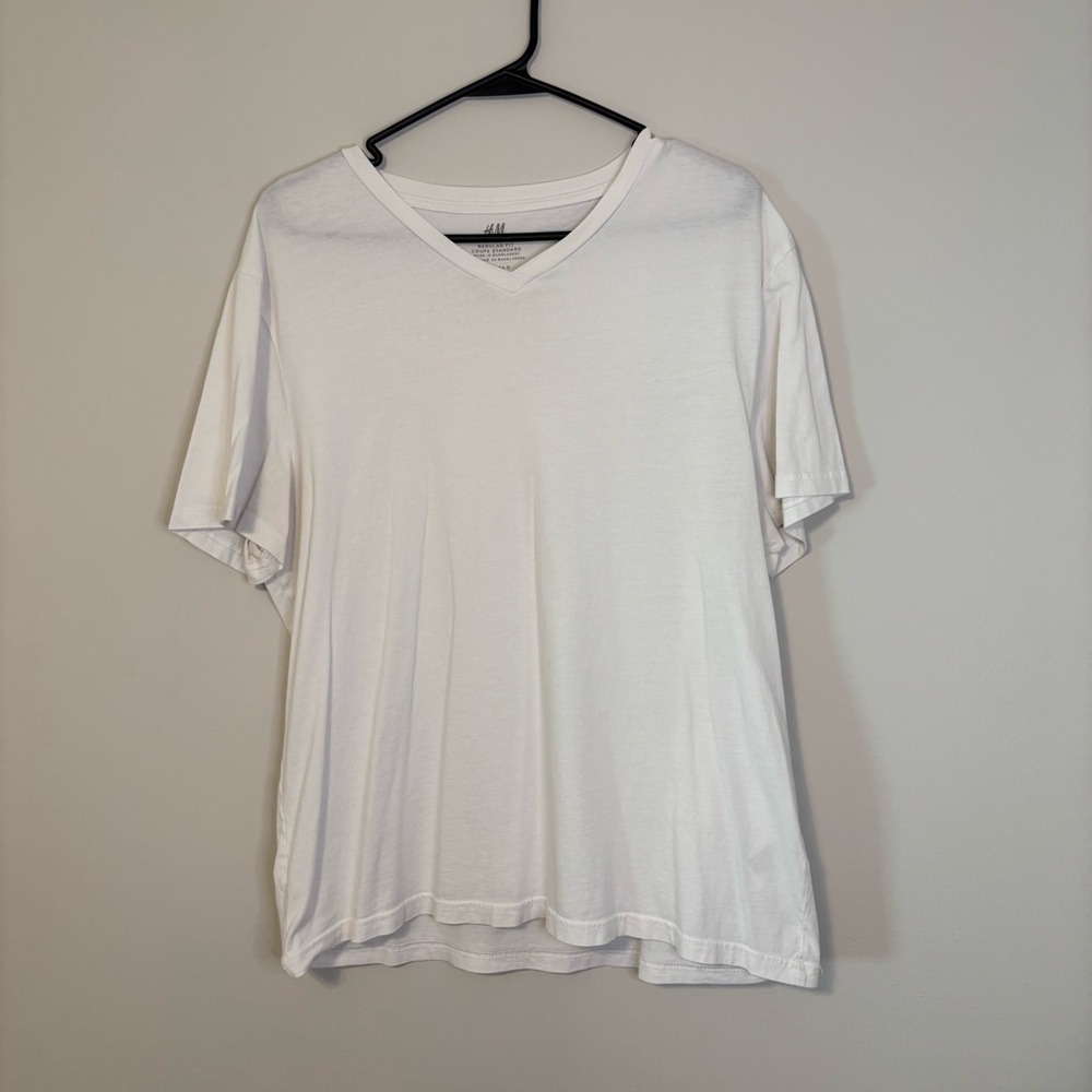 H&M White V-Neck Men's Tee